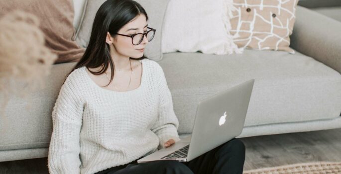 How to style your dorm room on a budget