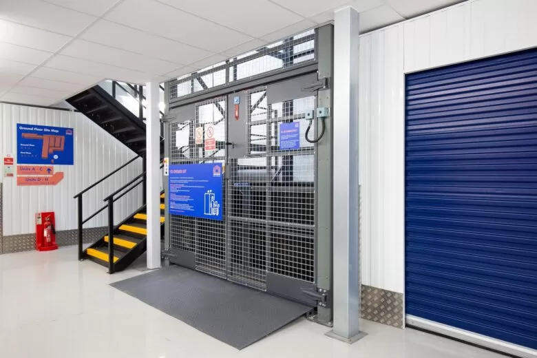 Reading self storage lifts