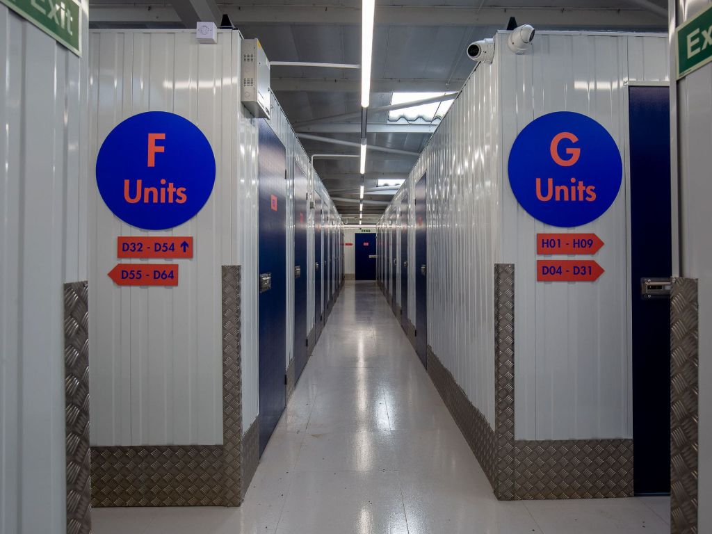 Wigwam Leatherhead Self Storage Lockers